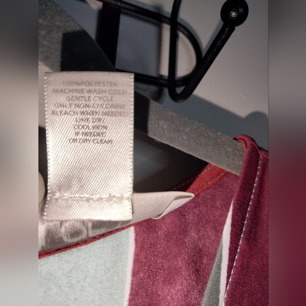 Loft (Size L) Multicolored Geometric Pattern Slee… - image 7